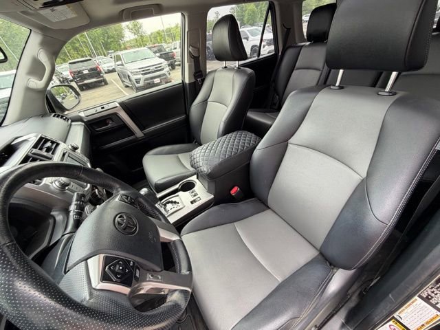 Used 2015 Toyota 4Runner SR5 Premium AWD/4WD image 27