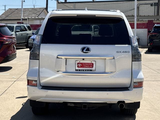 Used 2023 Lexus GX 460 Premium w/ Premium Package AWD/4WD image 5