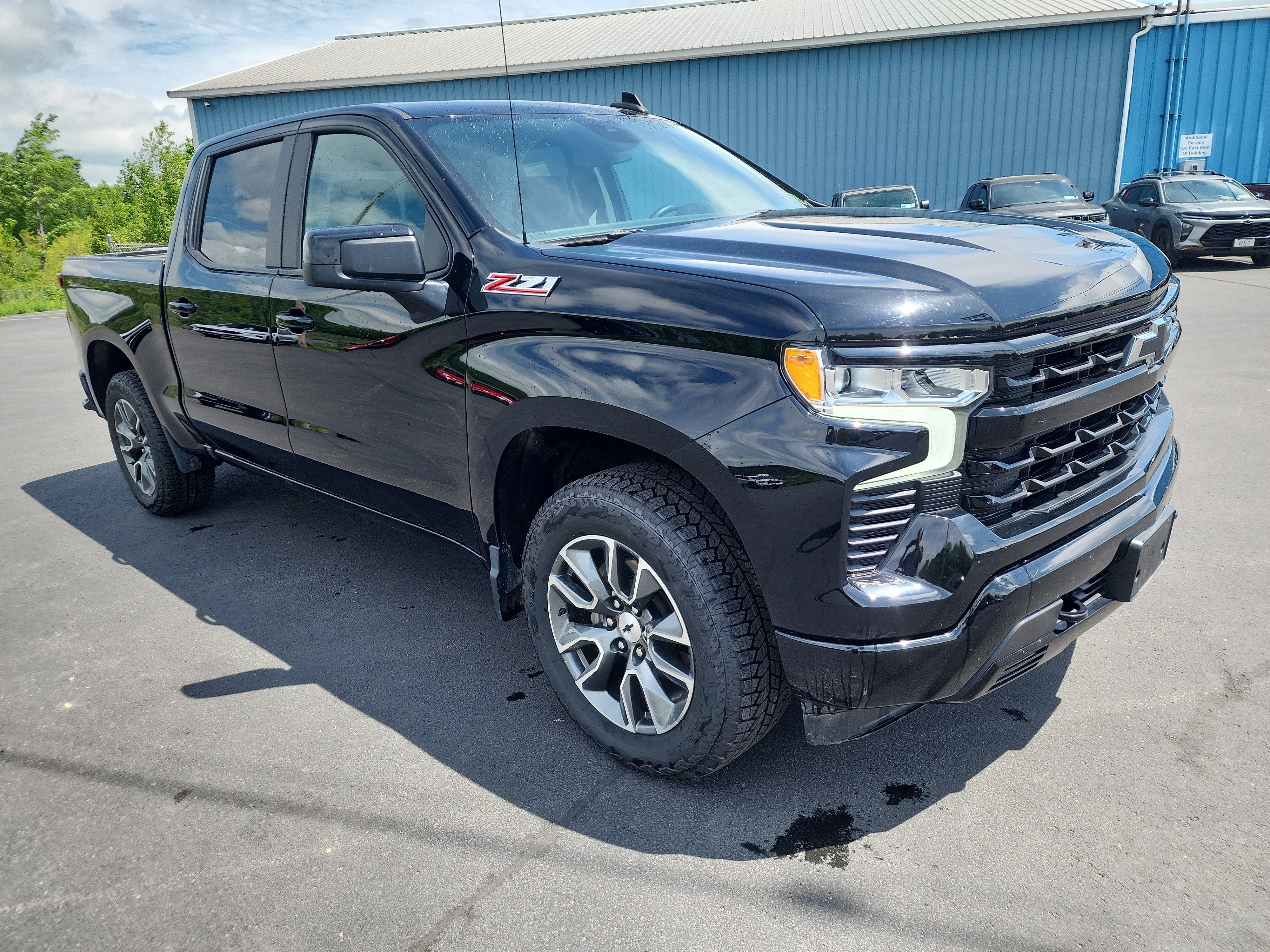 Certified 2023 Chevrolet Silverado 1500 RST AWD/4WD image 2