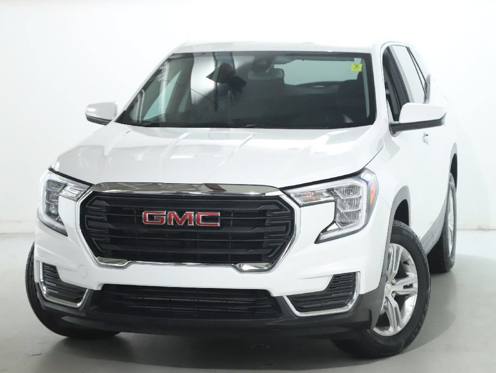 Used 2024 GMC Terrain SLE AWD/4WD image 3