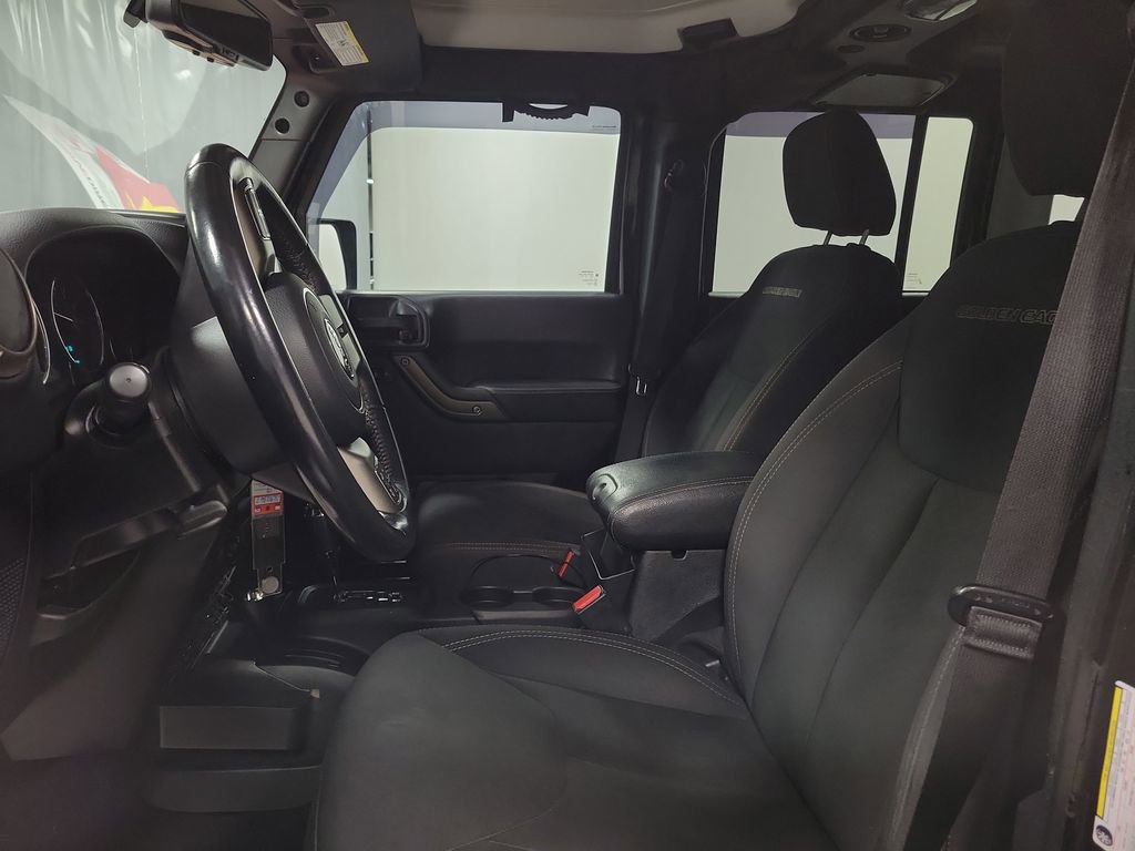 Used 2018 Jeep Wrangler Unlimited Sport image 13
