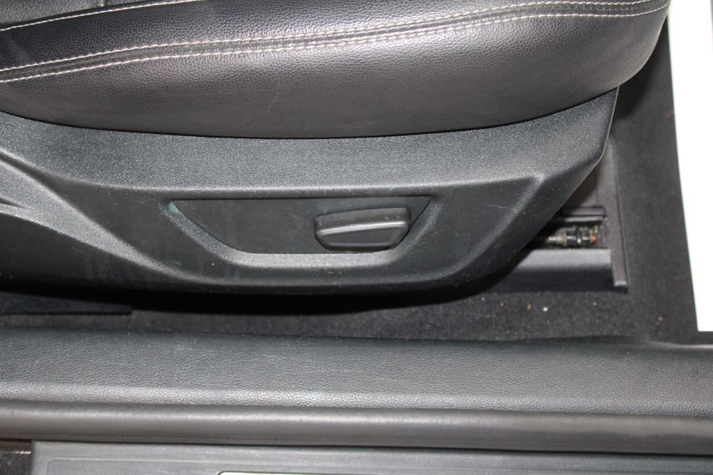 Used 2023 Ford Mustang Premium image 28