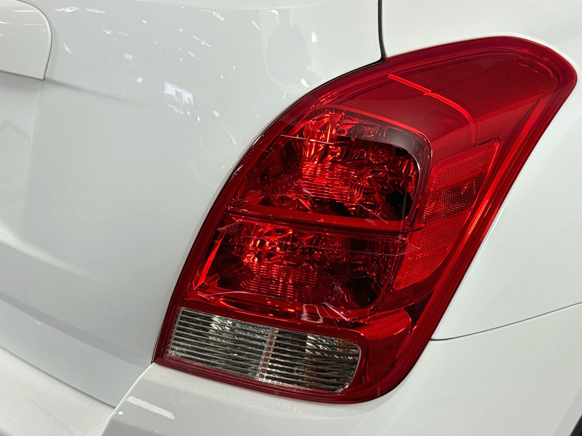 Used 2021 Chevrolet Trax LS w/ Tint and Cruise Package FWD image 31