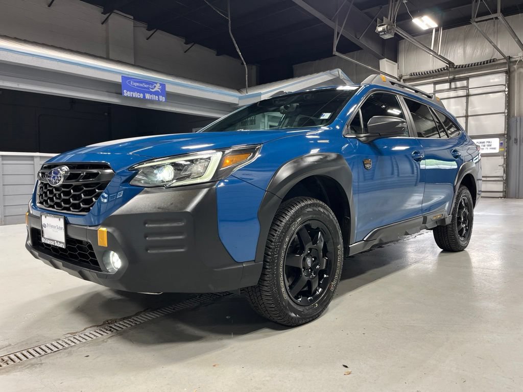 Used 2022 Subaru Outback Wilderness AWD/4WD image 3