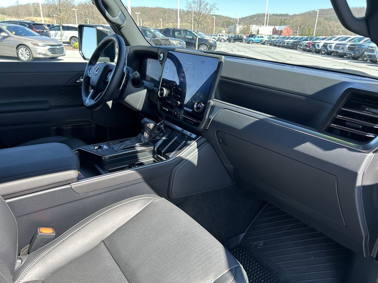 Used 2024 Lexus GX 550 image 15