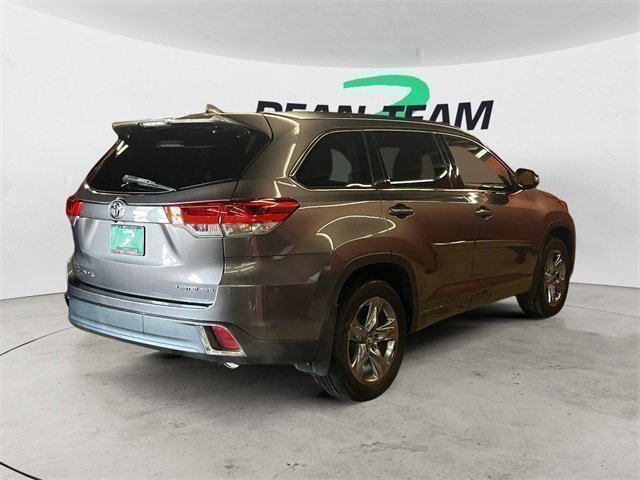 Used 2017 Toyota Highlander AWD V6 image 8