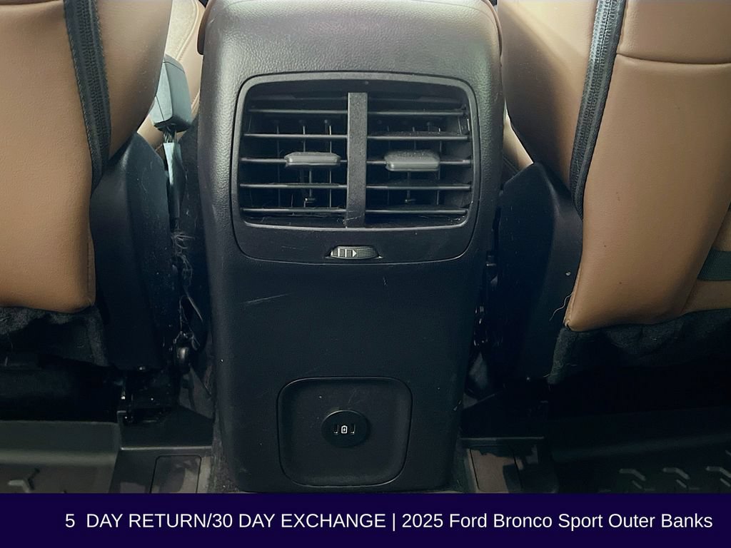 Used 2025 Ford Bronco Sport Outer Banks AWD/4WD image 29