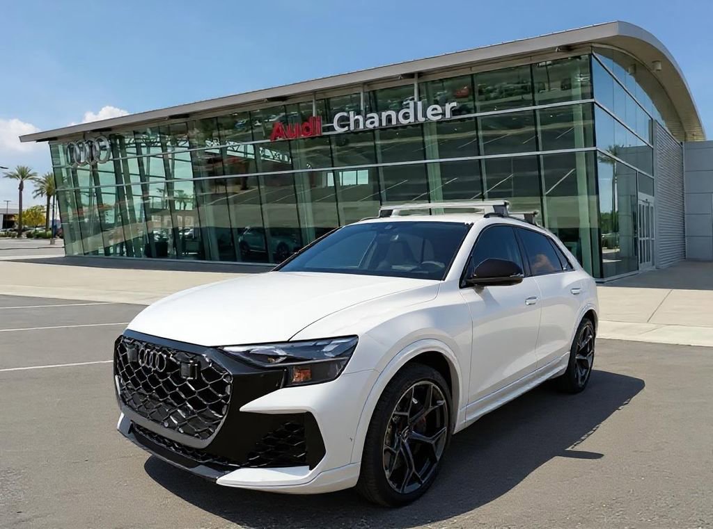 New 2025 Audi RS Q8 performance