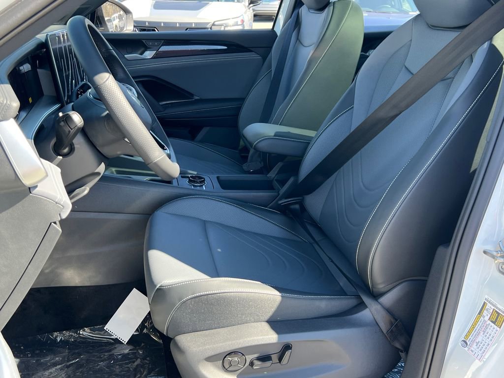 New 2026 Volkswagen Tiguan SE R-Line image 16