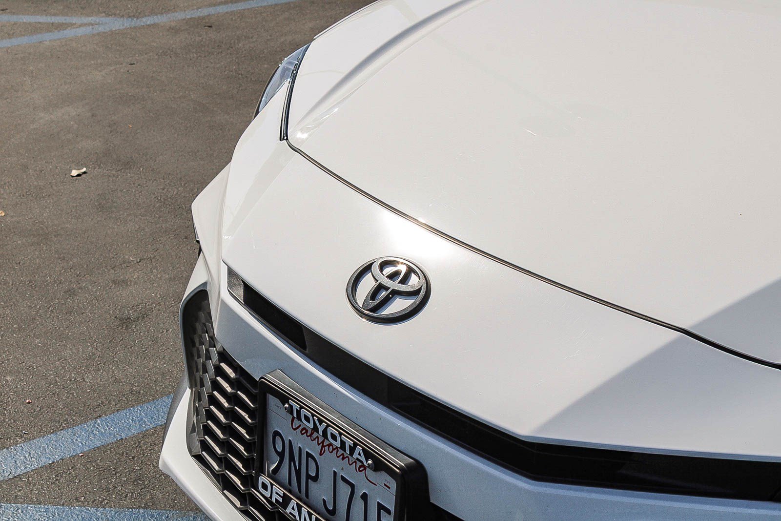 Used 2025 Toyota Camry SE w/ Convenience Package FWD image 6