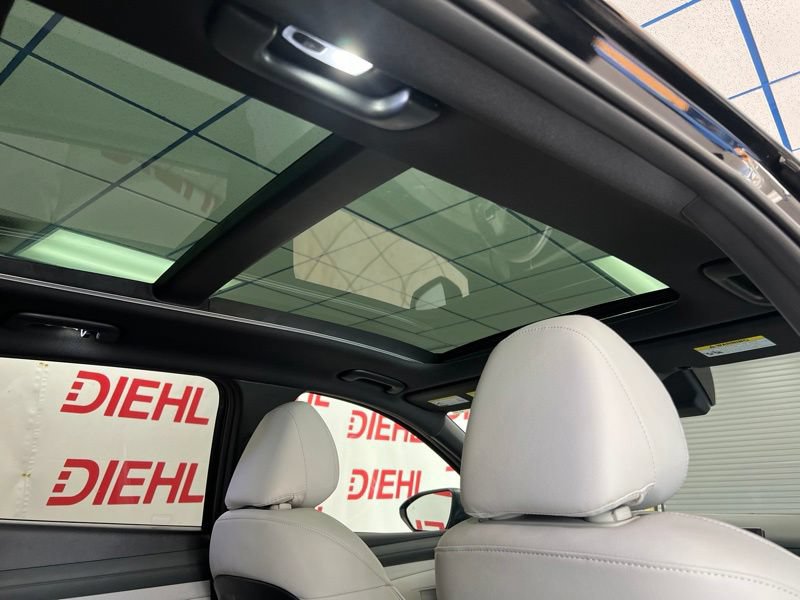 Used 2026 Hyundai Tucson Limited AWD/4WD image 13