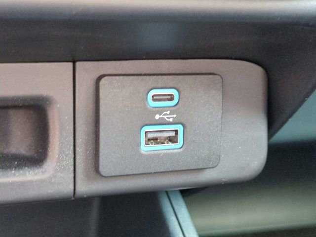 Certified 2024 Ford Maverick Lariat w/ Black Appearance Package image 26