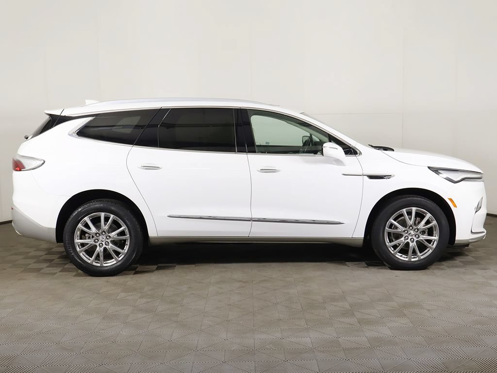 Used 2023 Buick Enclave Essence w/ Experience Buick Package AWD/4WD image 20