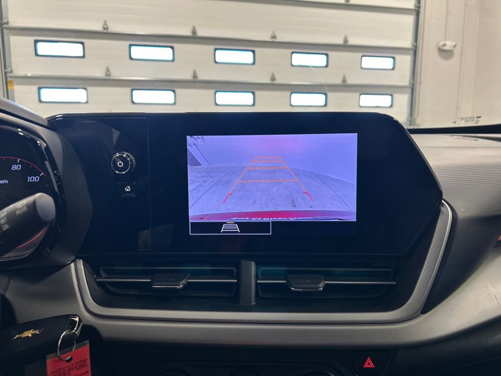 Used 2024 Chevrolet Trax RS w/ Driver Confidence Package image 22