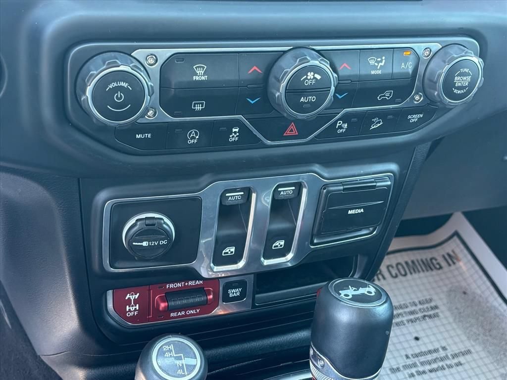 Used 2018 Jeep Wrangler Rubicon AWD/4WD image 18