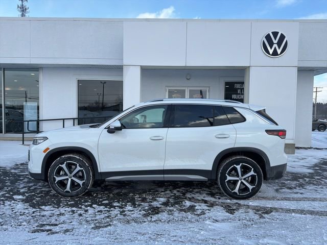 New 2026 Volkswagen Tiguan SE image 12