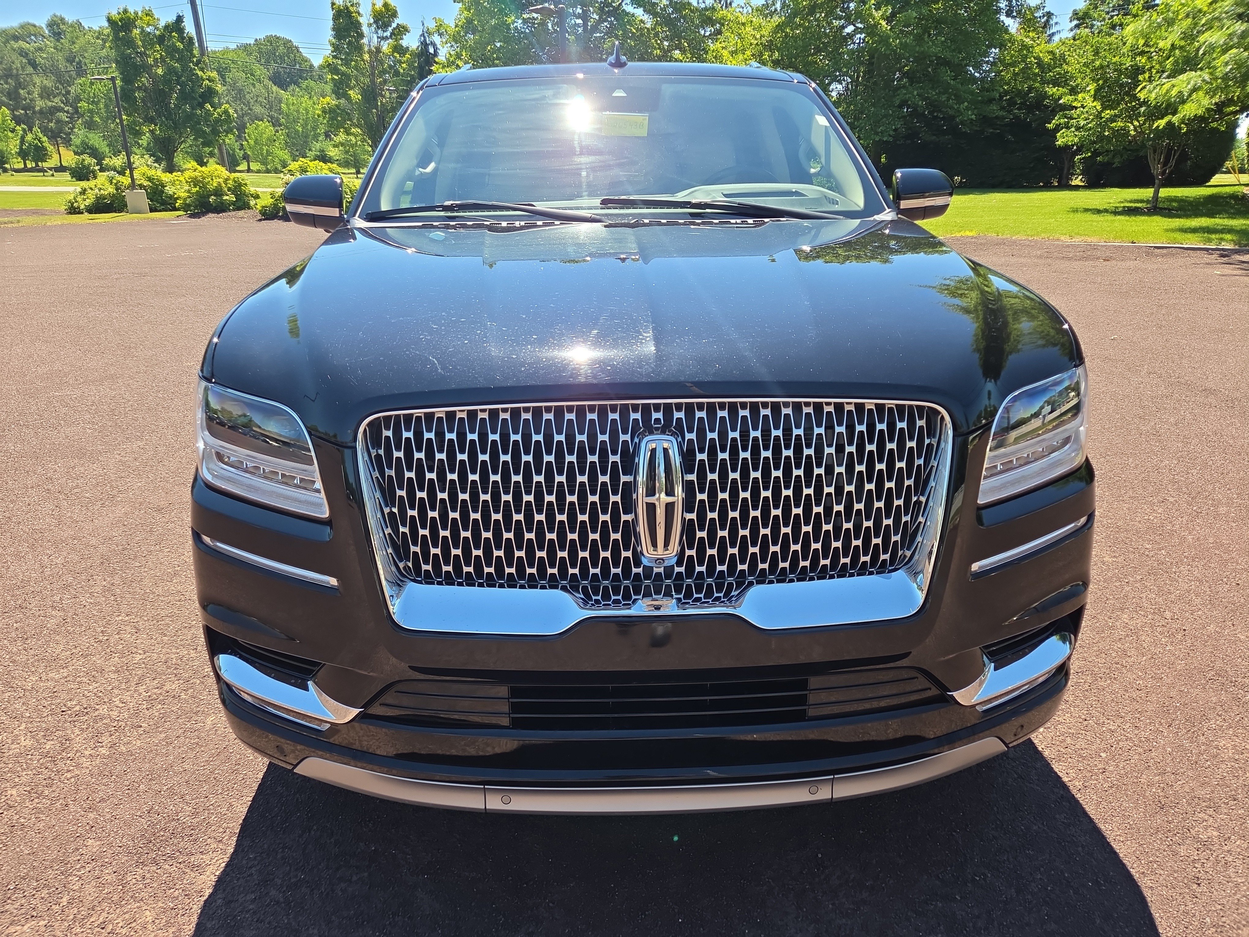 Used 2021 Lincoln Navigator L Reserve w/ Luxury Package AWD/4WD image 8