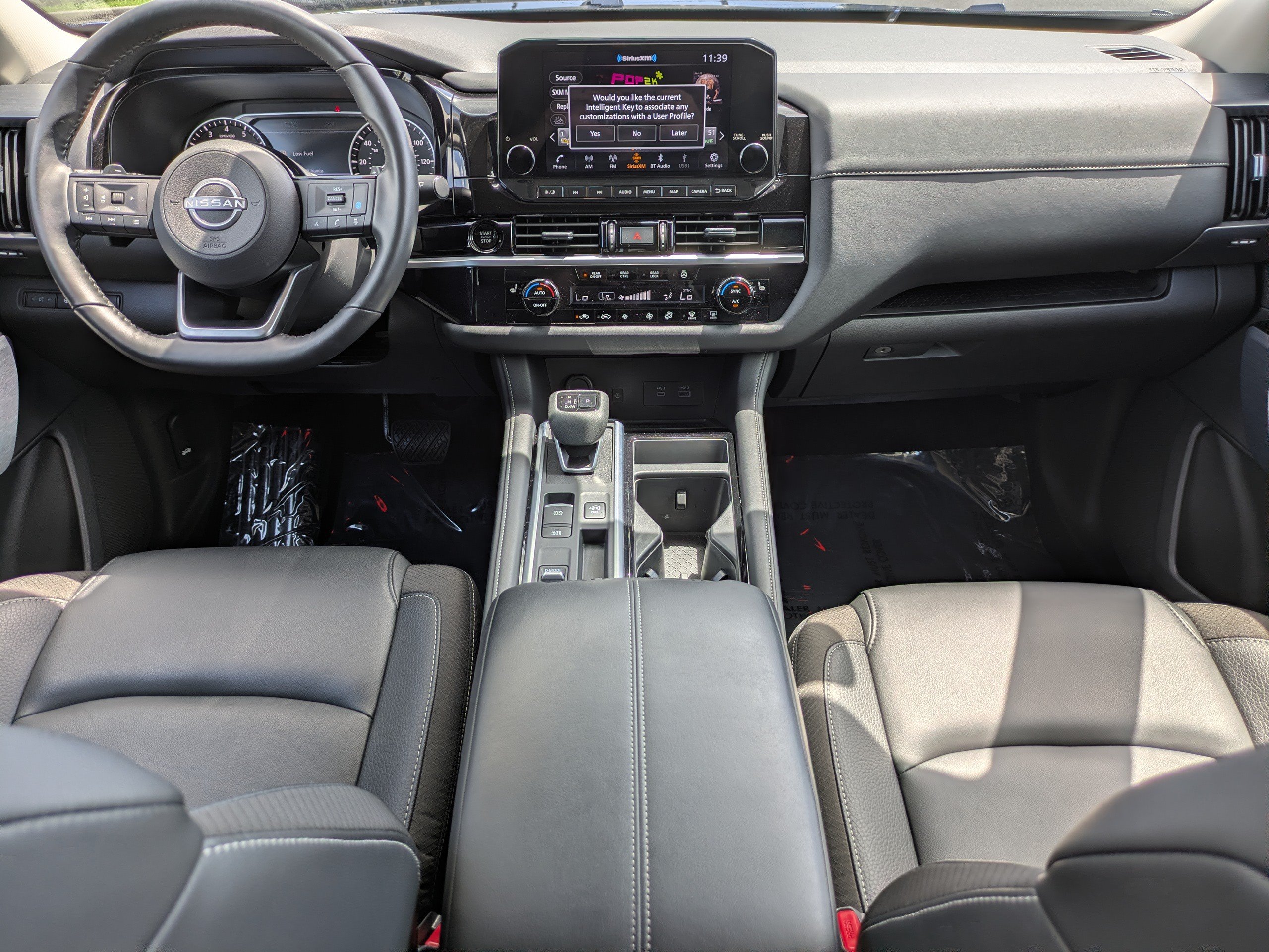 Certified 2025 Nissan Pathfinder SL w/ Cargo Package FWD image 17