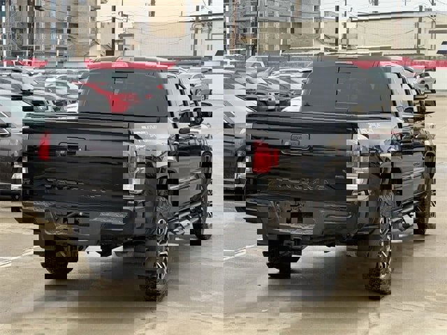 Used 2022 Toyota Tacoma TRD Sport image 4