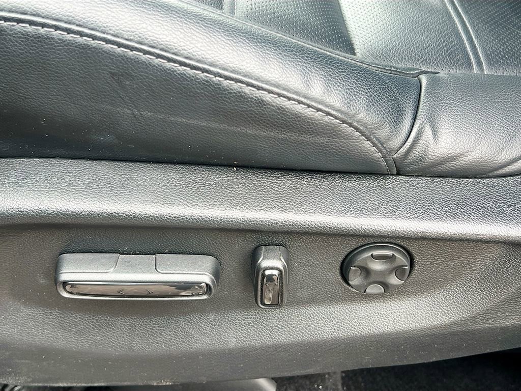 Used 2020 Honda CR-V EX-L image 20