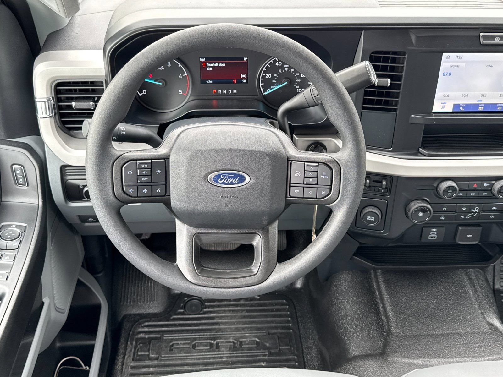 New 2026 Ford F550 2WD SuperCab Super Duty image 14