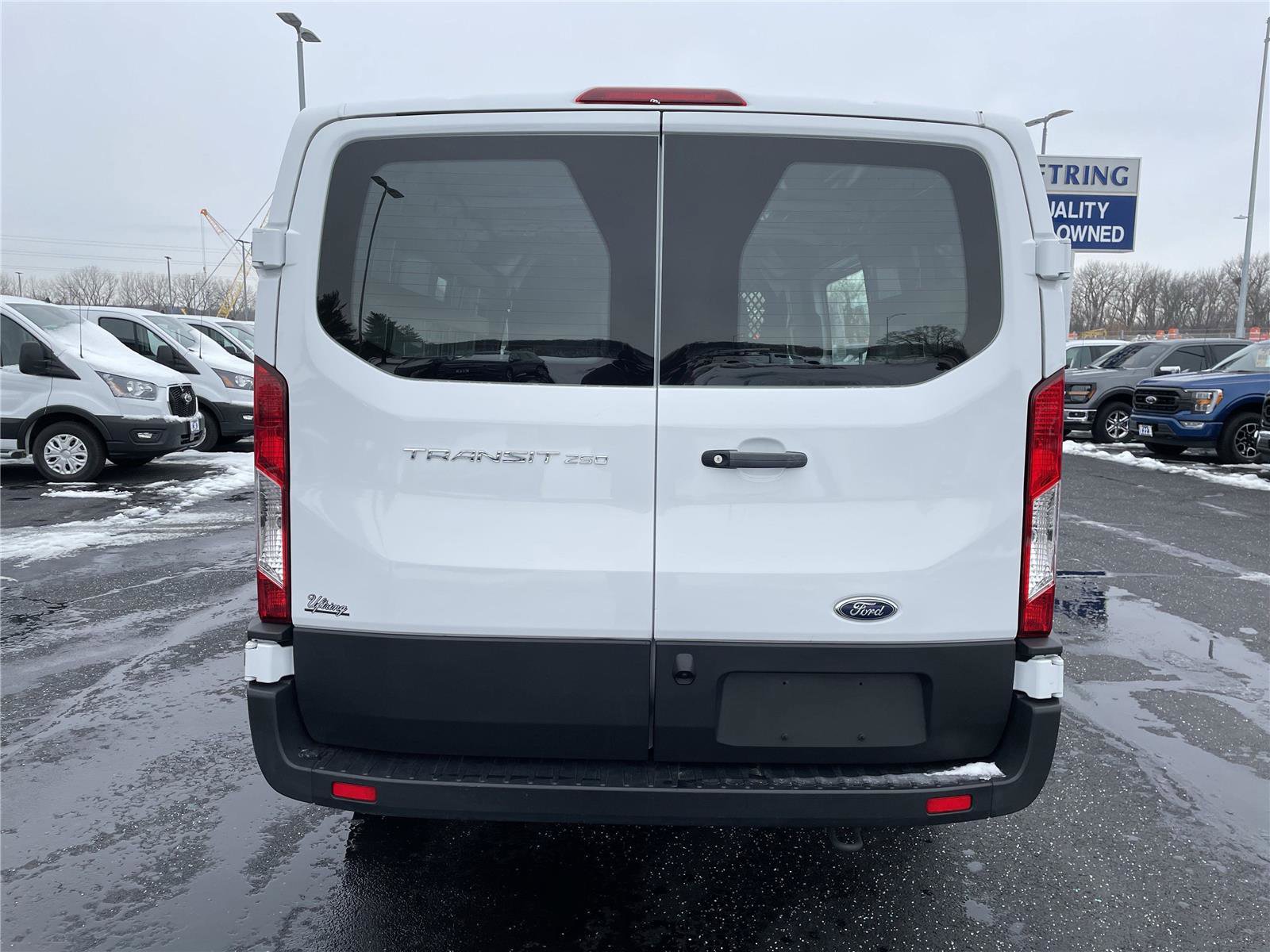 Used 2024 Ford Transit 250 Low Roof w/ Exterior Upgrade Package RWD image 4