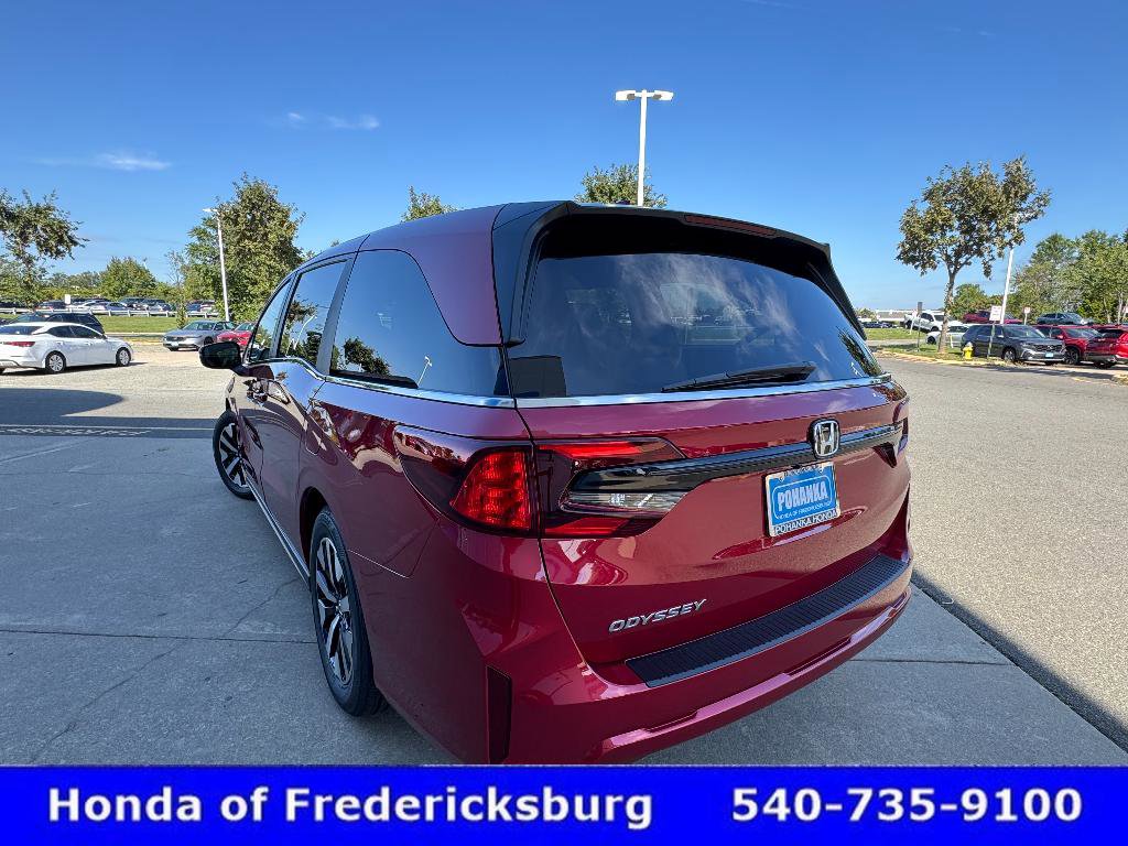 Certified 2026 Honda Odyssey EX-L image 3