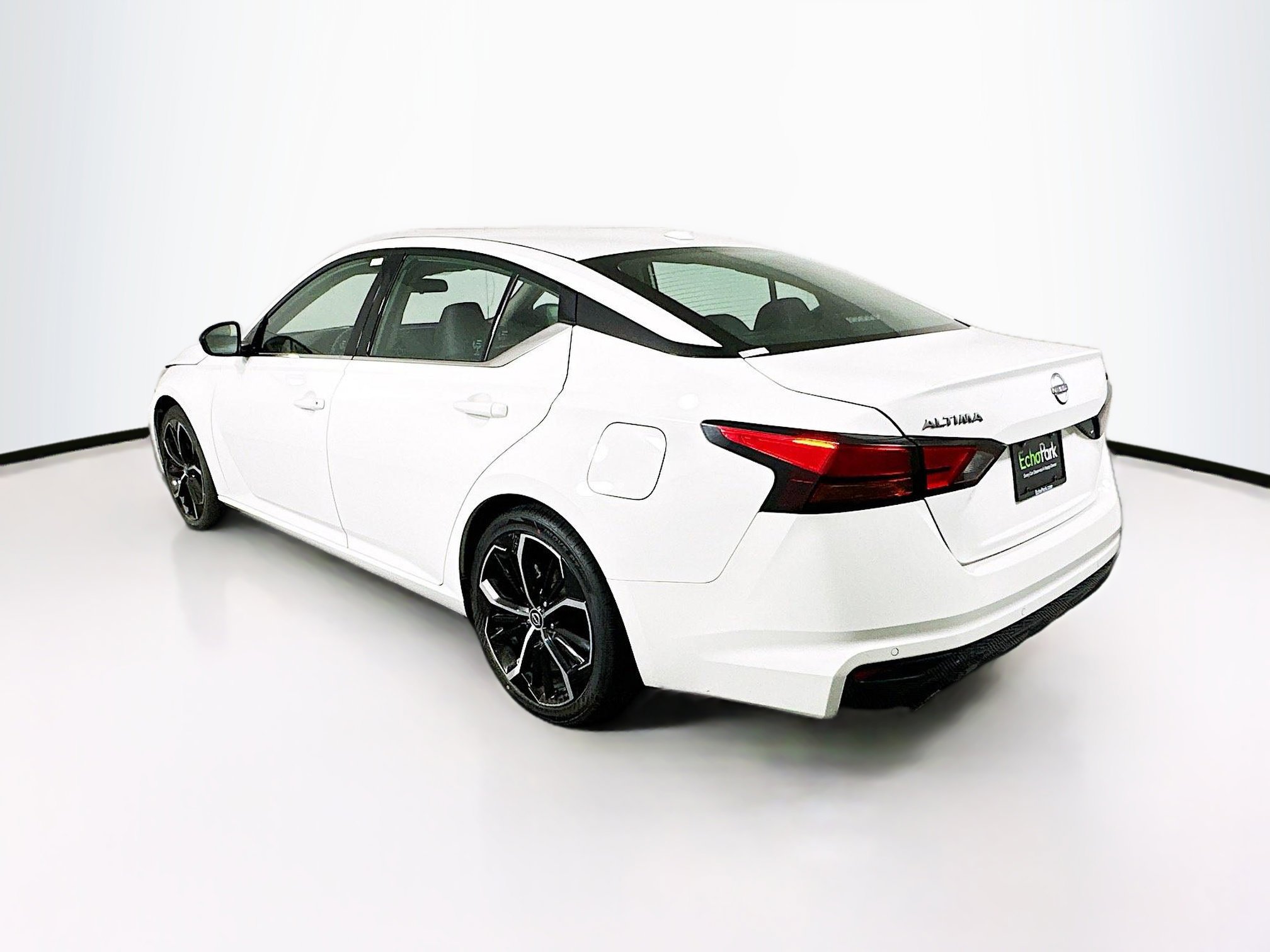 Used 2024 Nissan Altima 2.5 SR image 5