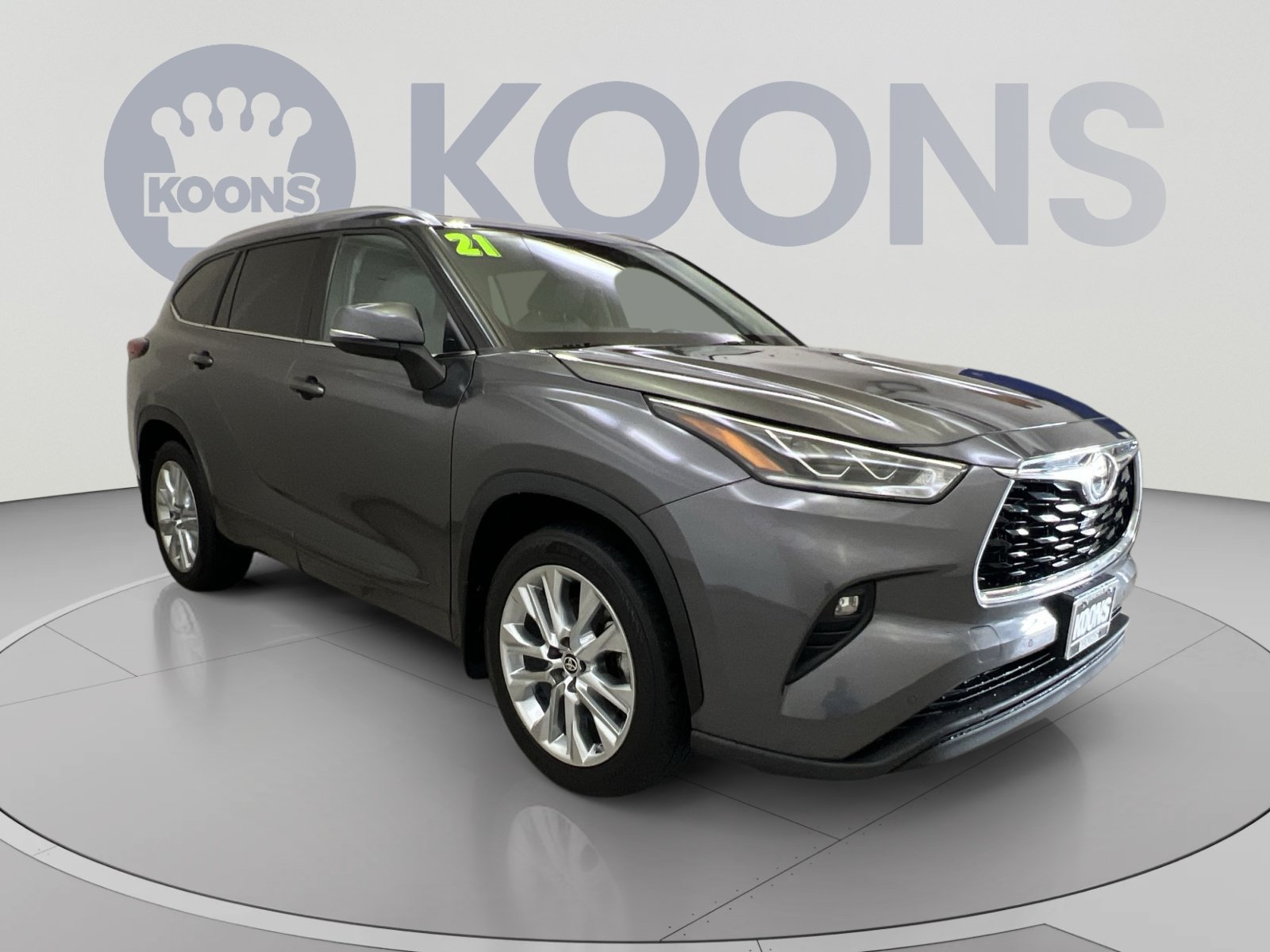 Used 2021 Toyota Highlander Limited AWD/4WD image 2