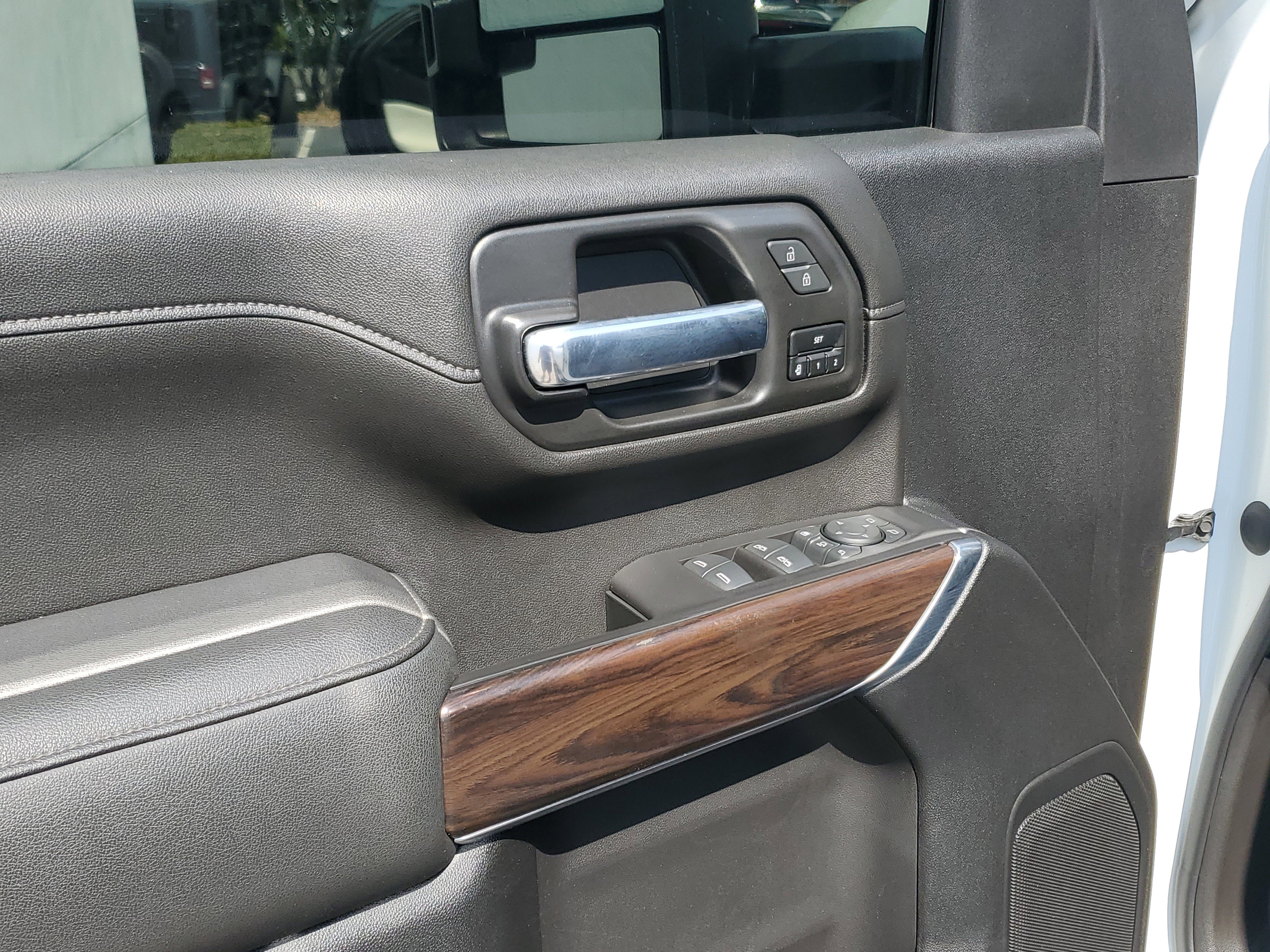 Used 2021 GMC Sierra 2500 SLT image 18