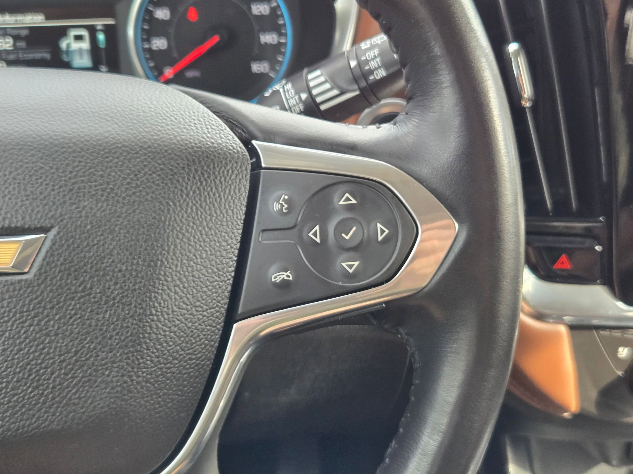 Used 2018 Chevrolet Traverse High Country AWD/4WD image 13