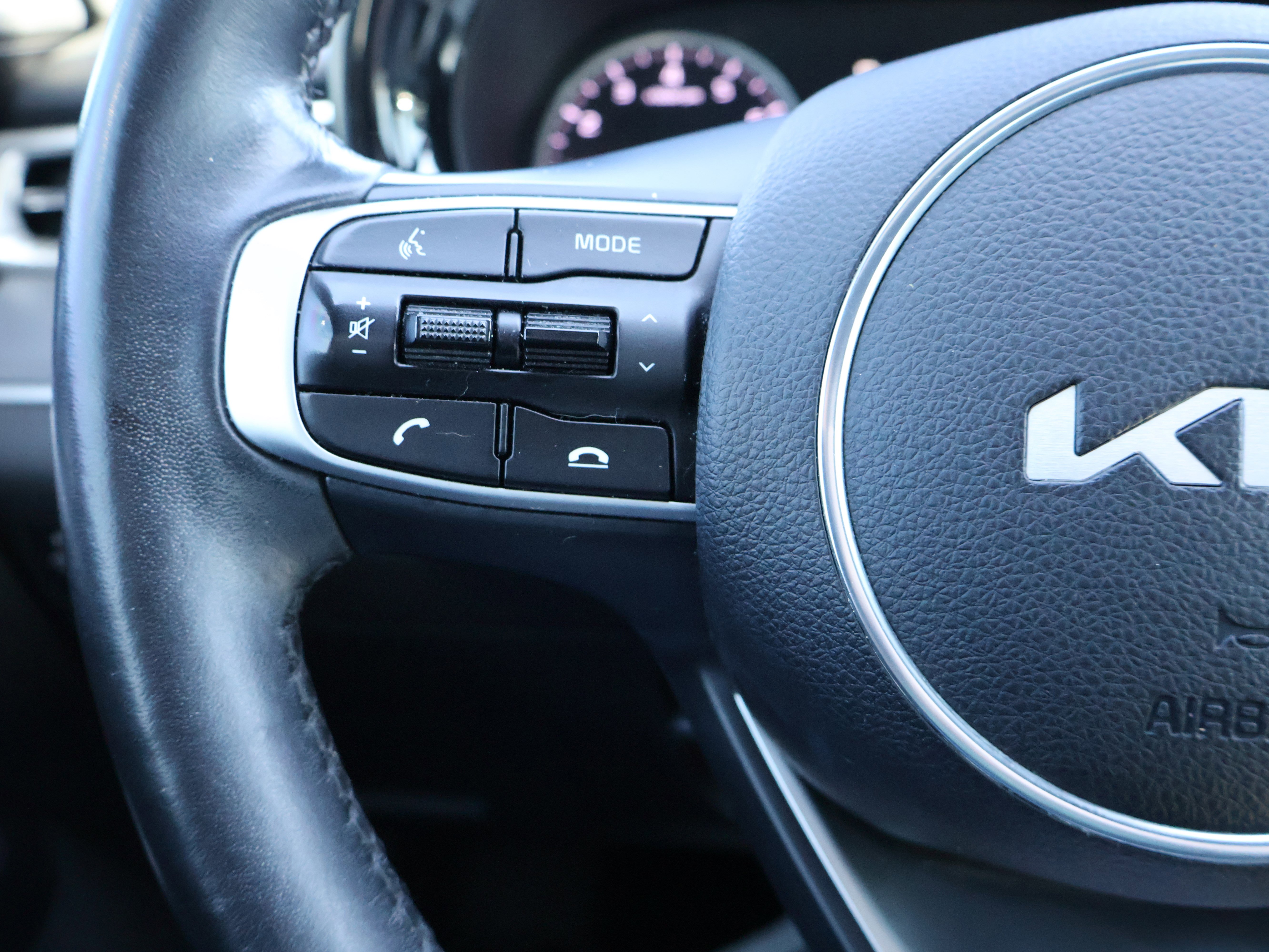 Used 2023 Kia K5 GT-Line image 31