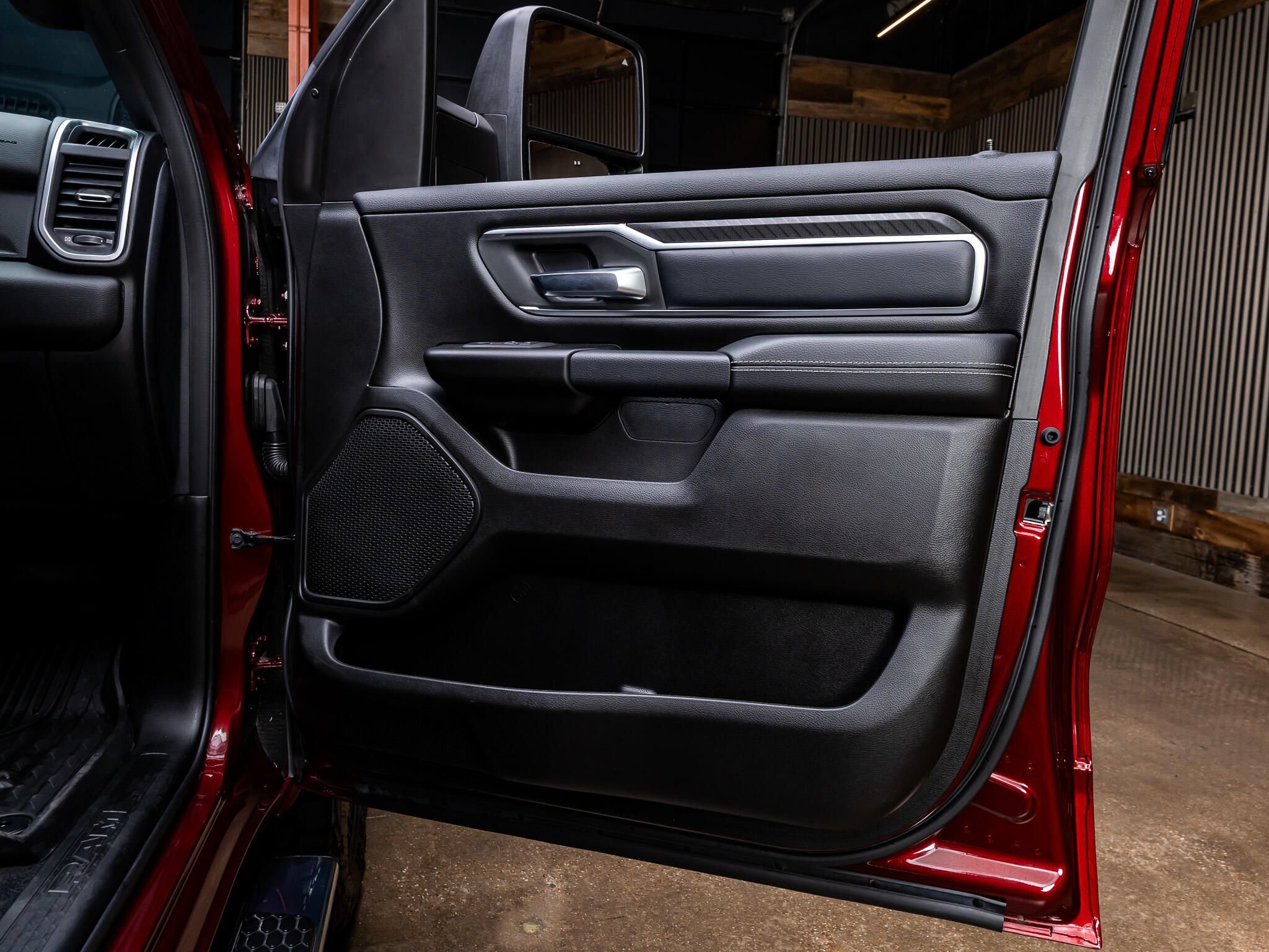 Used 2025 RAM 1500 Lone Star RWD image 36