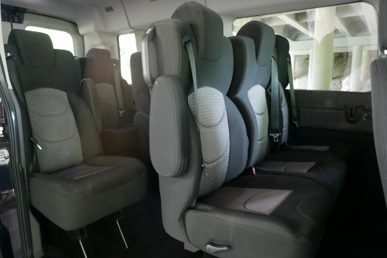 Used 2023 Ford Transit 350 XLT RWD image 11