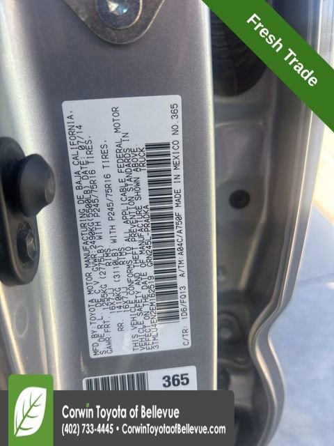 Used 2014 Toyota Tacoma 4x4 Double Cab w/ SR5 Package image 16