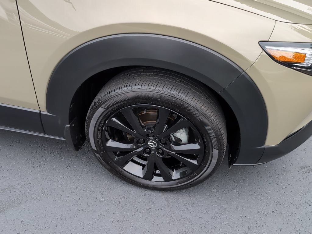 Certified 2025 MAZDA CX-30 Carbon AWD/4WD image 3