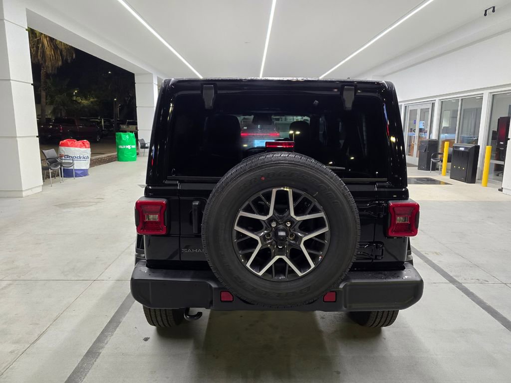 New 2026 Jeep Wrangler Unlimited Sahara AWD/4WD image 5