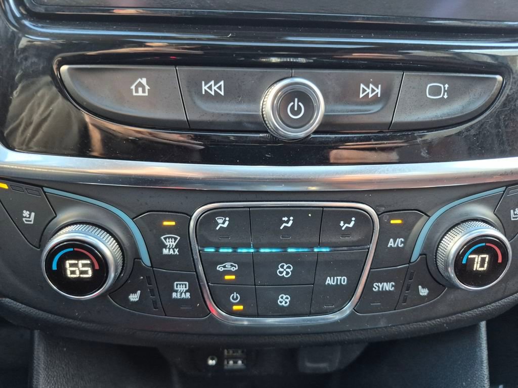 Used 2021 Chevrolet Traverse High Country image 16