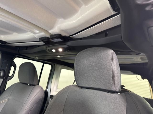 Used 2024 Jeep Wrangler Unlimited w/ Convenience Group image 11