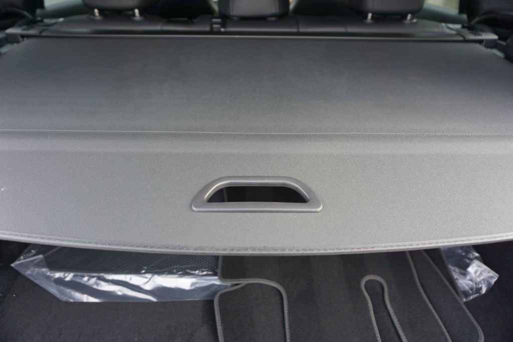 Certified 2025 Mercedes-Benz GLC 300 GLC 300 image 71