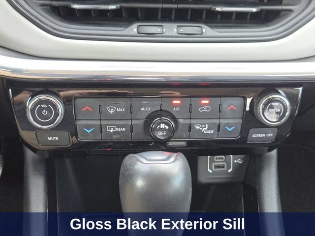Used 2022 Jeep Compass Limited w/ Elite Group AWD/4WD image 28