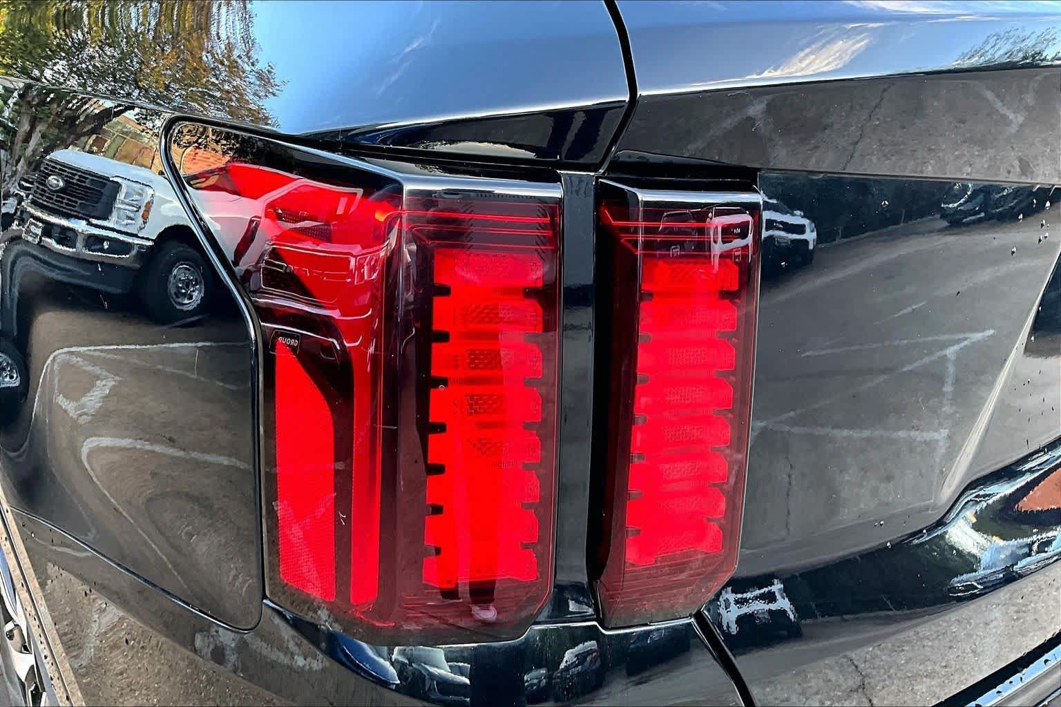 Used 2022 Kia Sorento S w/ Panoramic Sunroof Package FWD image 28