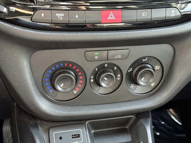 Used 2017 RAM ProMaster City Tradesman w/ Rear Back-up Camera Group image 21