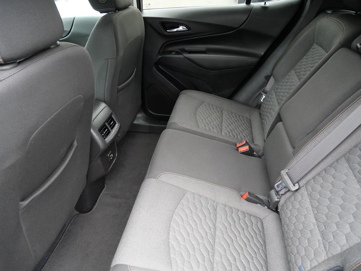 Used 2021 Chevrolet Equinox LT w/ Driver Convenience Package AWD/4WD image 24