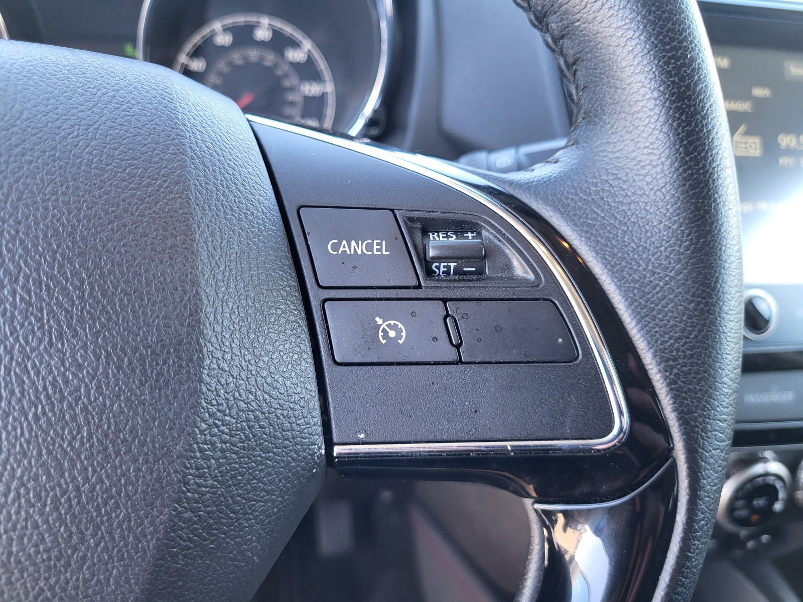 Used 2025 Mitsubishi Outlander Sport AWD image 28