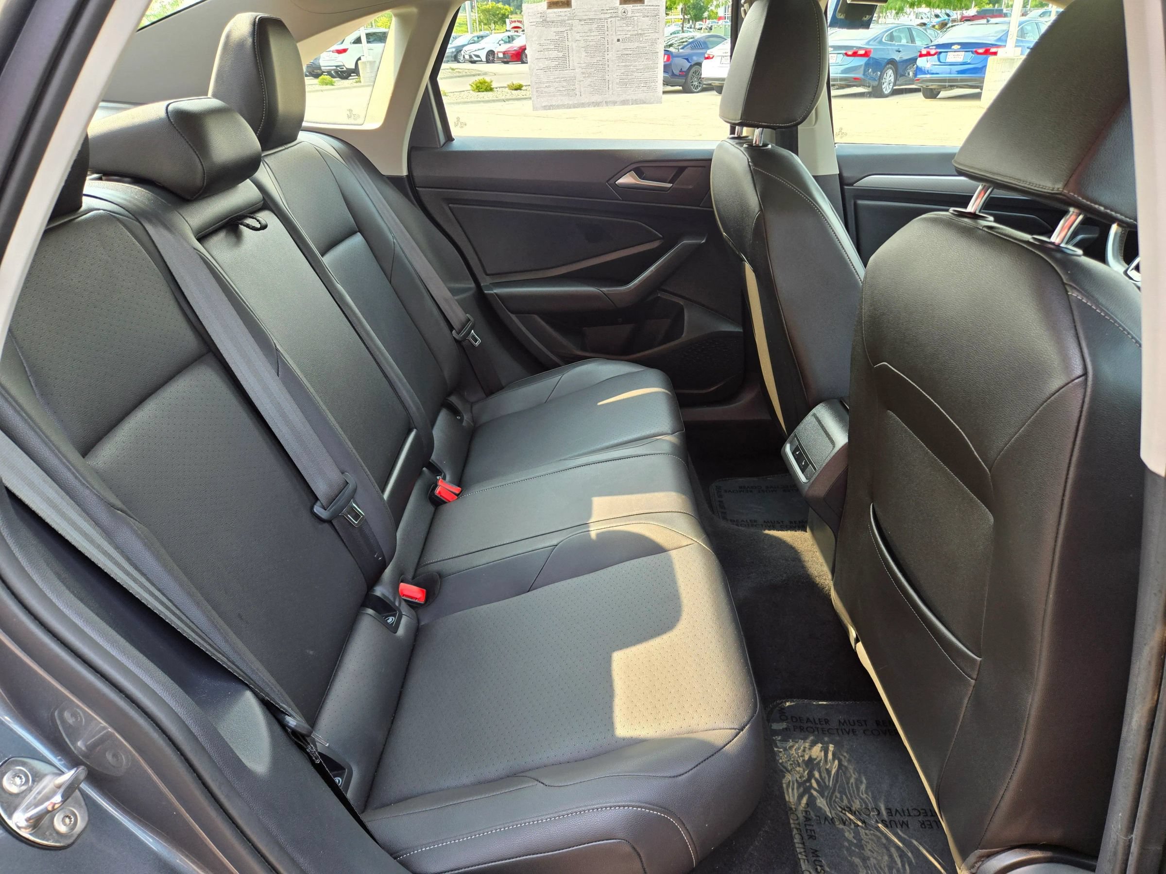 Used 2020 Volkswagen Jetta SE w/ SE Cold Weather Package FWD image 7