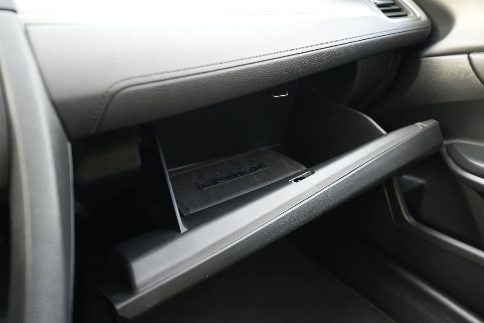 Used 2018 Honda Civic LX image 37