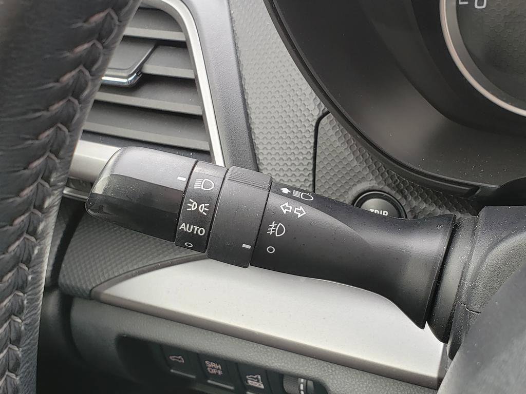 Used 2023 Subaru Forester Premium image 39