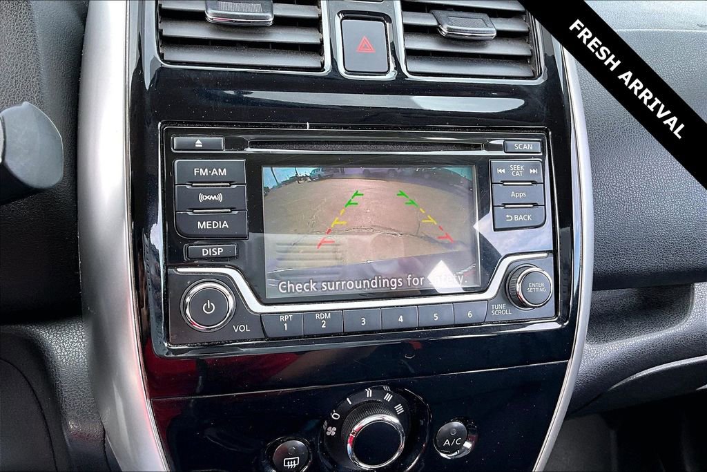 Used 2015 Nissan Versa Note SR image 14