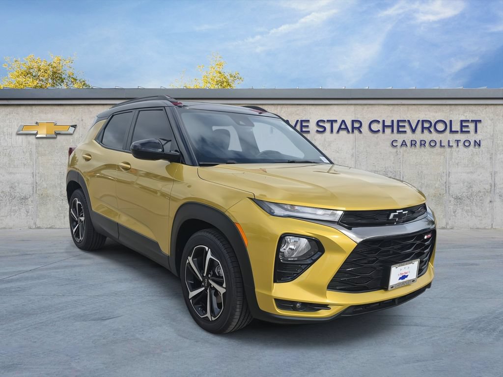 Used 2023 Chevrolet TrailBlazer RS w/ Sun and Liftgate Package FWD image 1